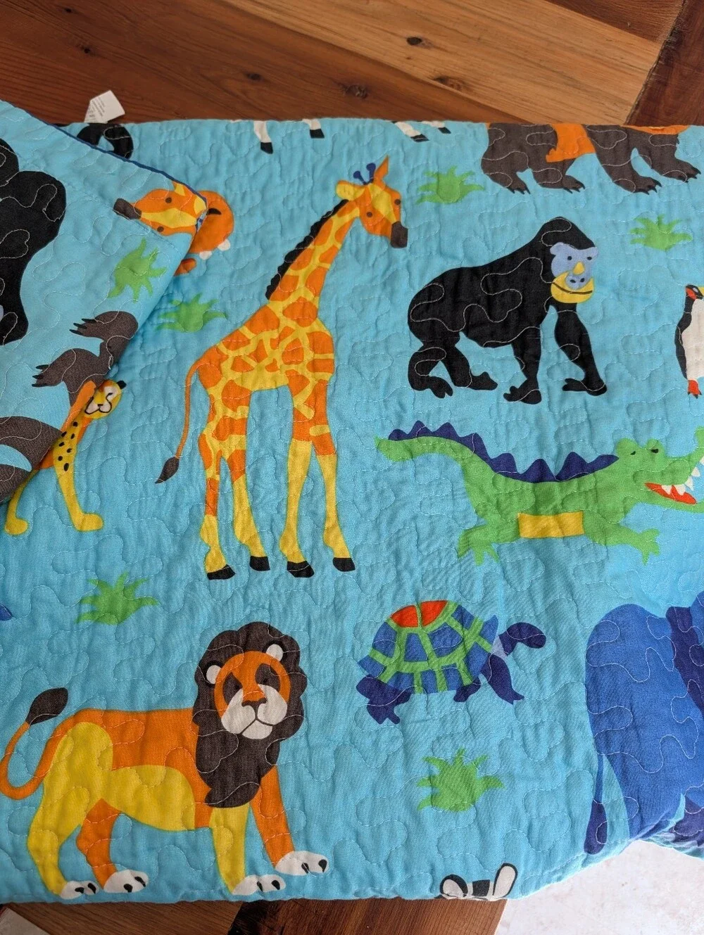 Kids Twin Quilt And Pillowsham with Jungle Animal Prints